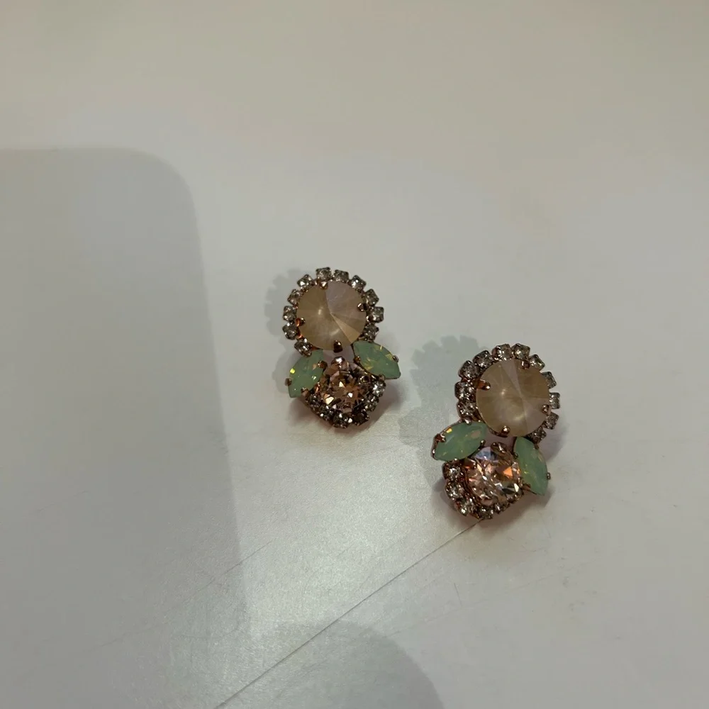 Elegant Crystal and Stone Earrings - Picture 4 of 4